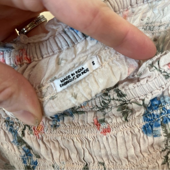 Saylor Clover Floral Smocked Peplum Top Pink 3/4 Puff Sleeves Ruffle Size Small - Picture 5 of 7